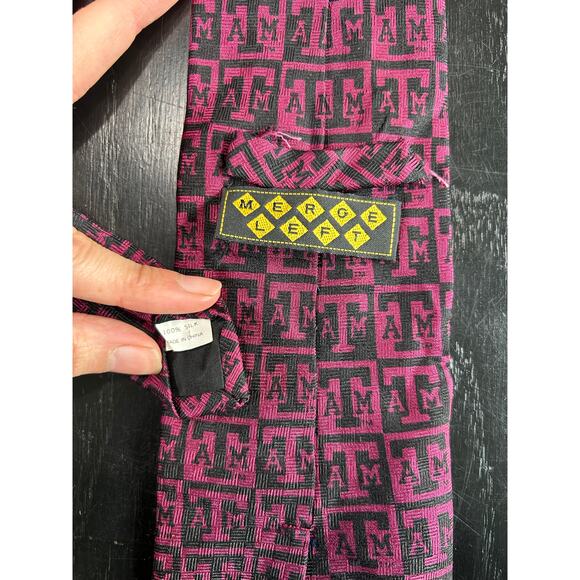 Vtg- Silk Texas A&M Aggies college- OSFM Mens Tie- Good preowned condition - Picture 3 of 4
